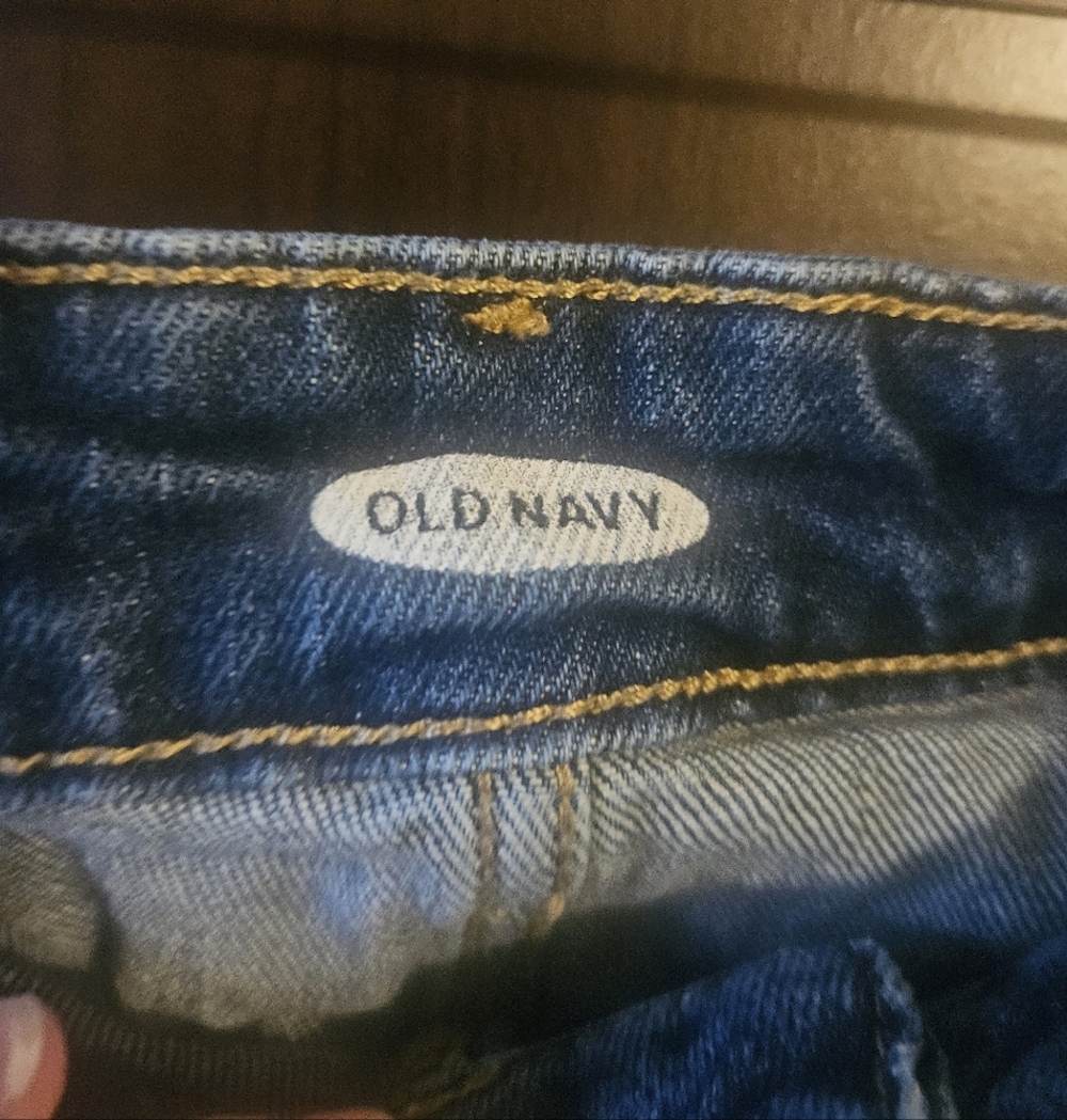 Old Navy Women's Blue Jeans! - Picture 5 of 6